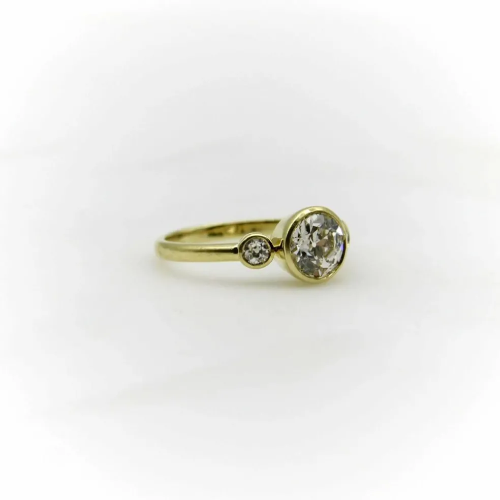 Bague de fiançailles trilogie en or et diamants