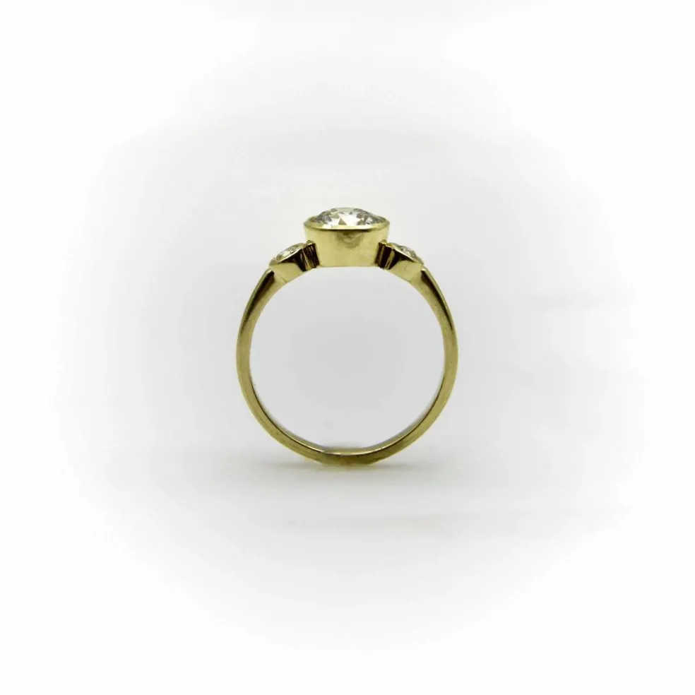 Bague de fiançailles trilogie en or et diamants