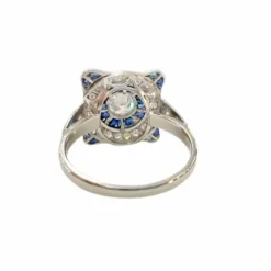 Bague de style Art déco en platine, diamants, saphirs