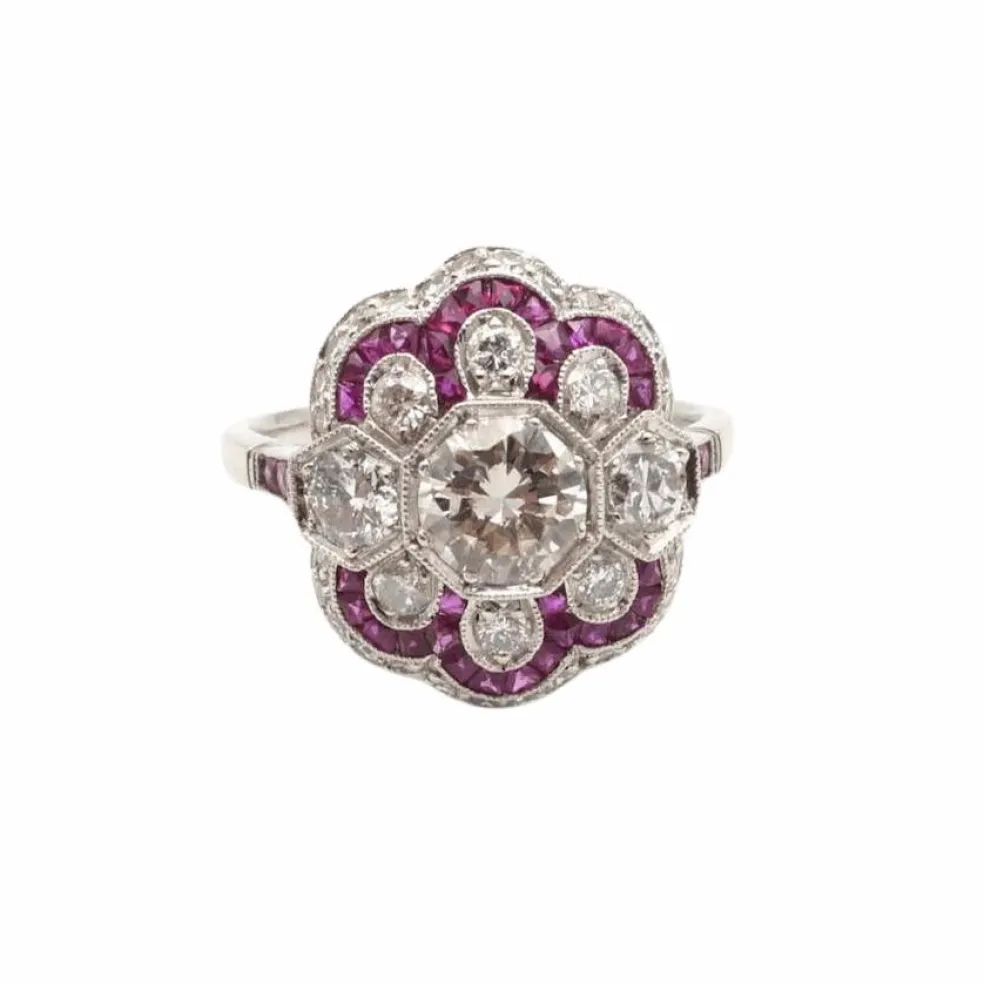 Bague de style Art Déco Platine Rubis Diamants