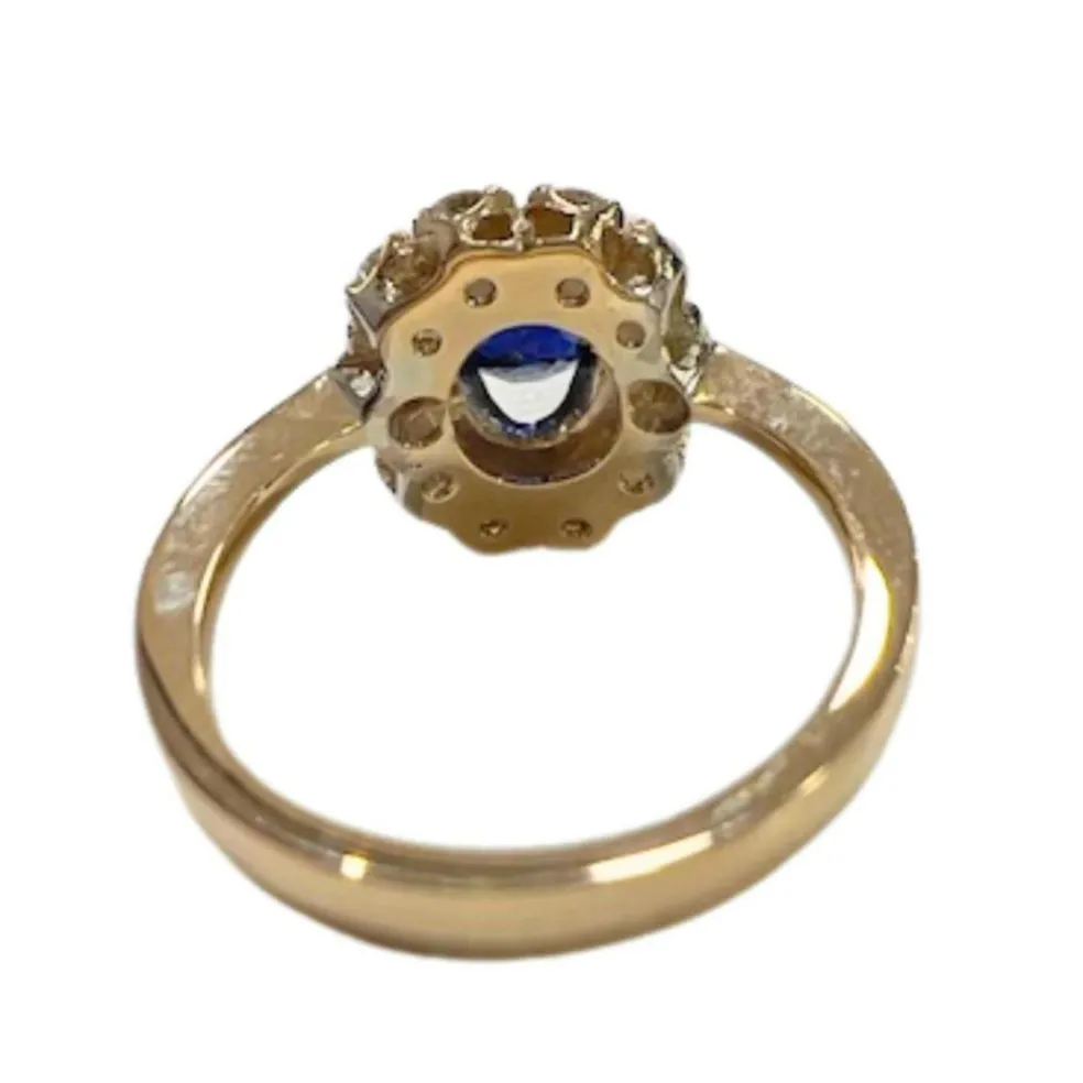 Bague design Art Déco époque 1935 en or 18 kt avec diamants et saphir naturel 1 ct
