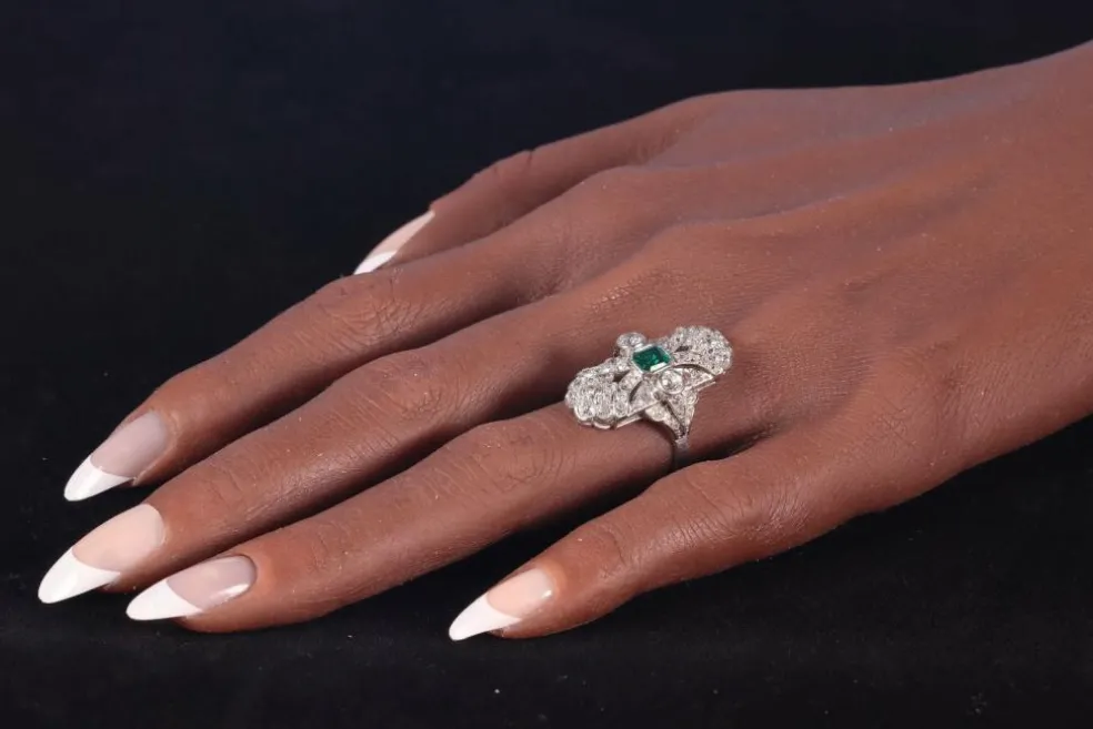 Bague diamant Art Déco, émeraude