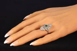 Bague diamant Art Déco, émeraude