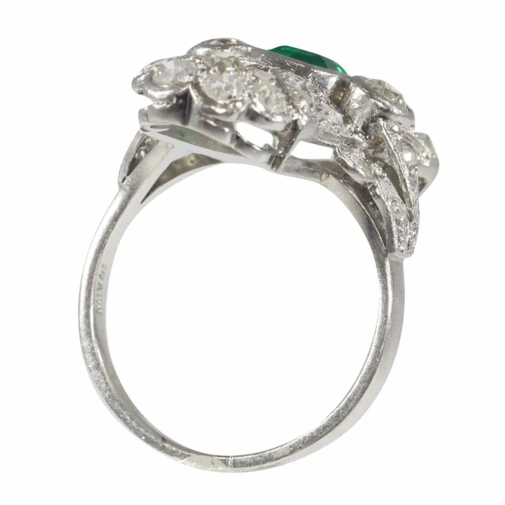 Bague diamant Art Déco, émeraude