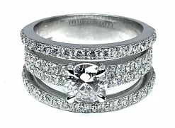 Bague diamant 0.74ct pavage diamants
