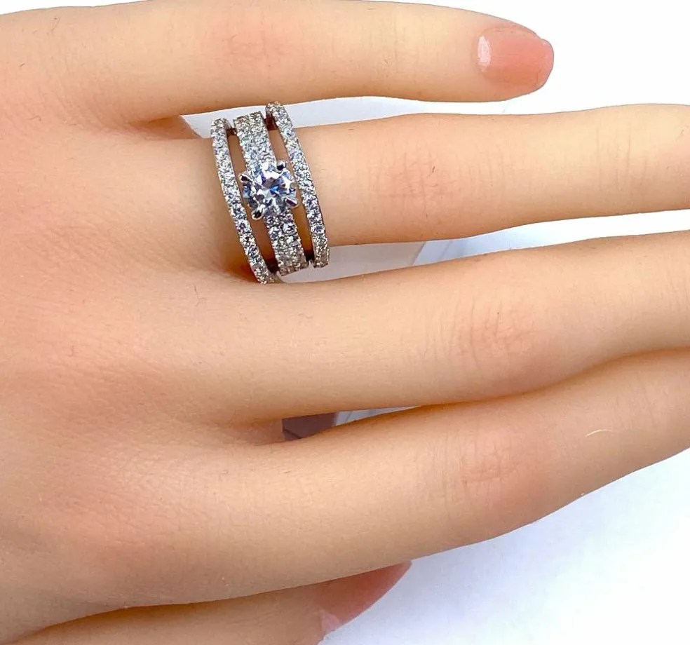 Bague diamant 0.74ct pavage diamants