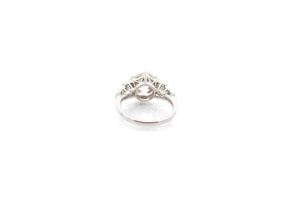 Bague diamant de 3,18cts en platine