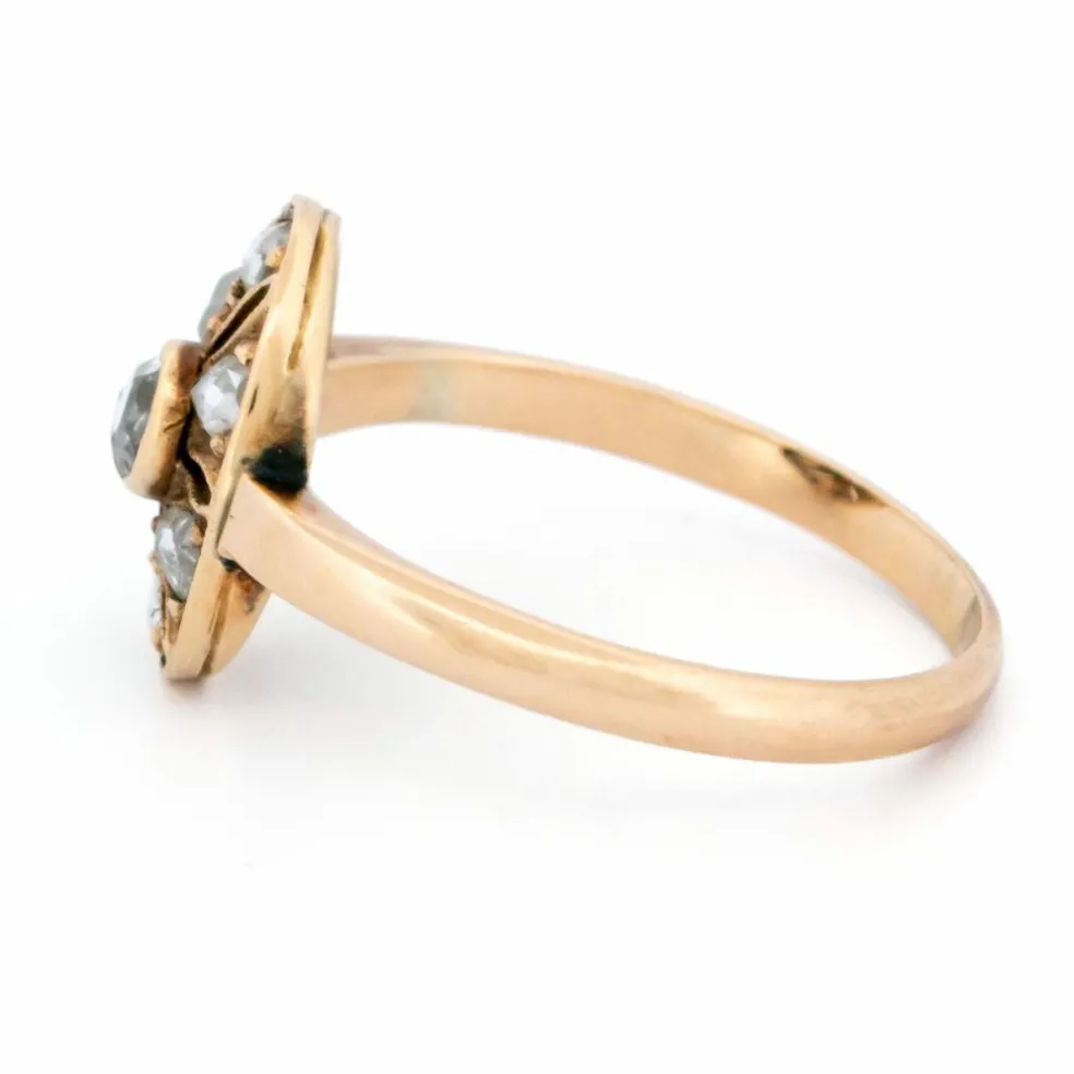 Bague diamant de forme ovale