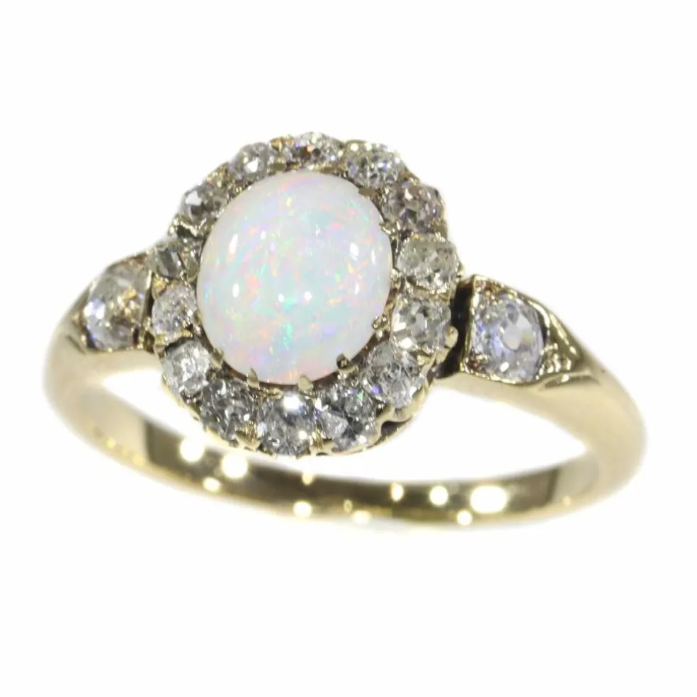 Bague diamant et opale
