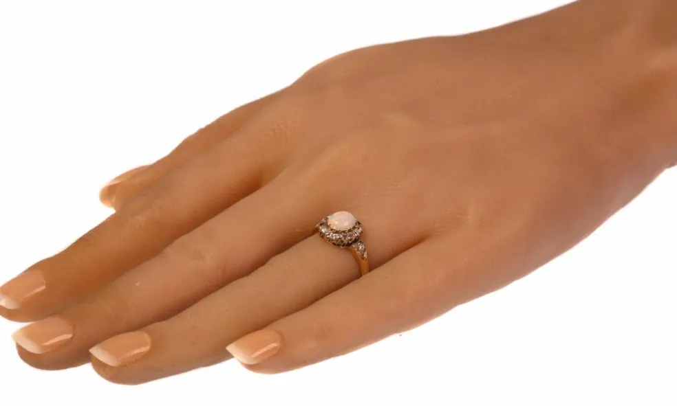 Bague diamant et opale