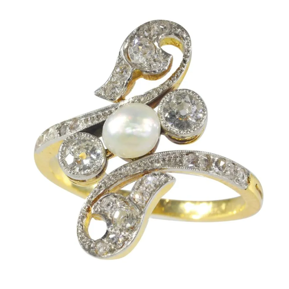 Bague diamant et perle