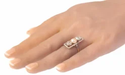 Bague diamant et perle