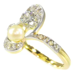 Bague diamant et perle