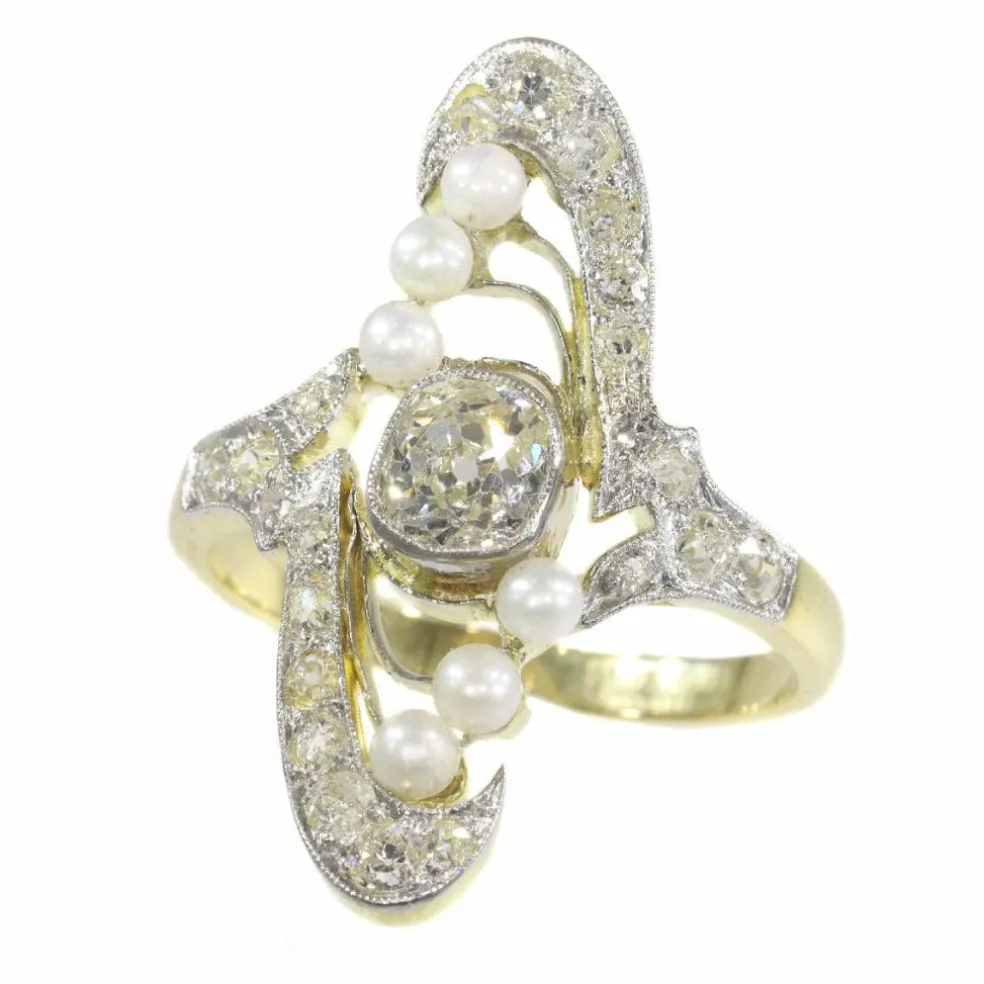 Bague diamant et perle