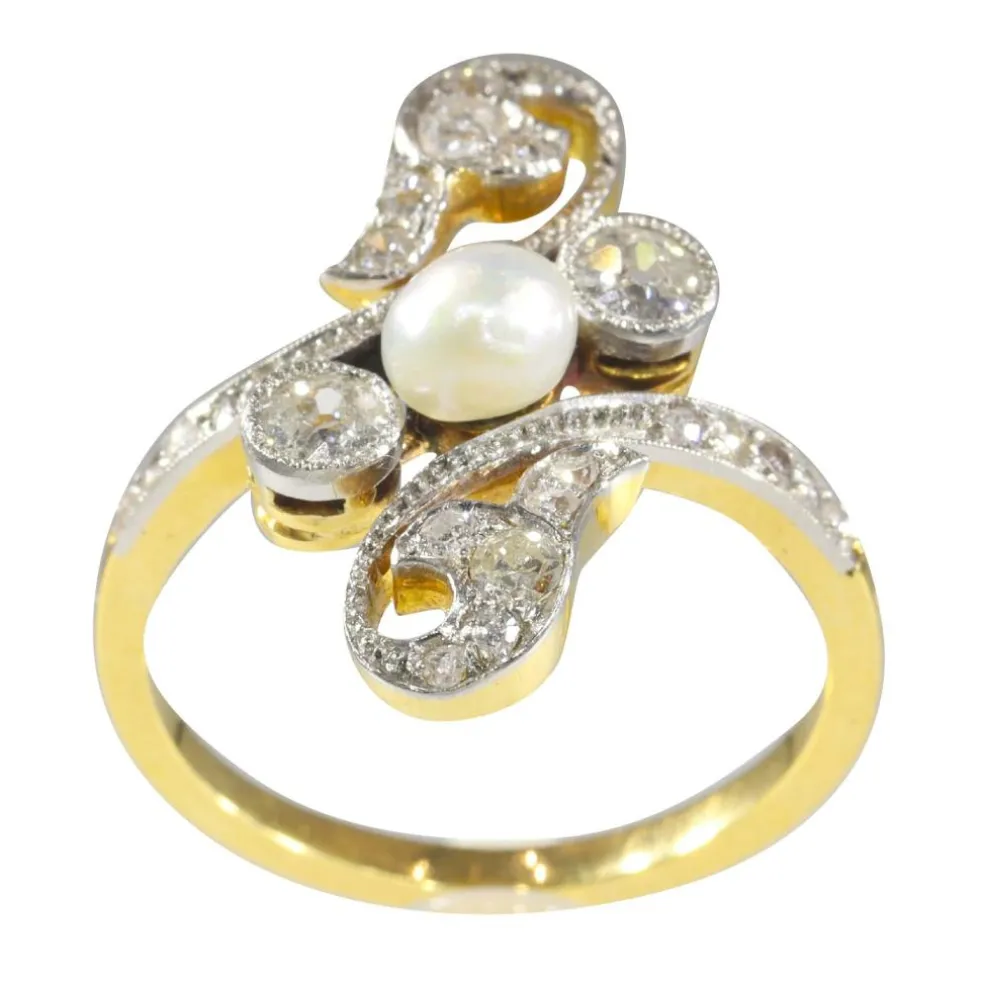 Bague diamant et perle