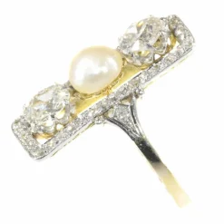 Bague diamant et perle