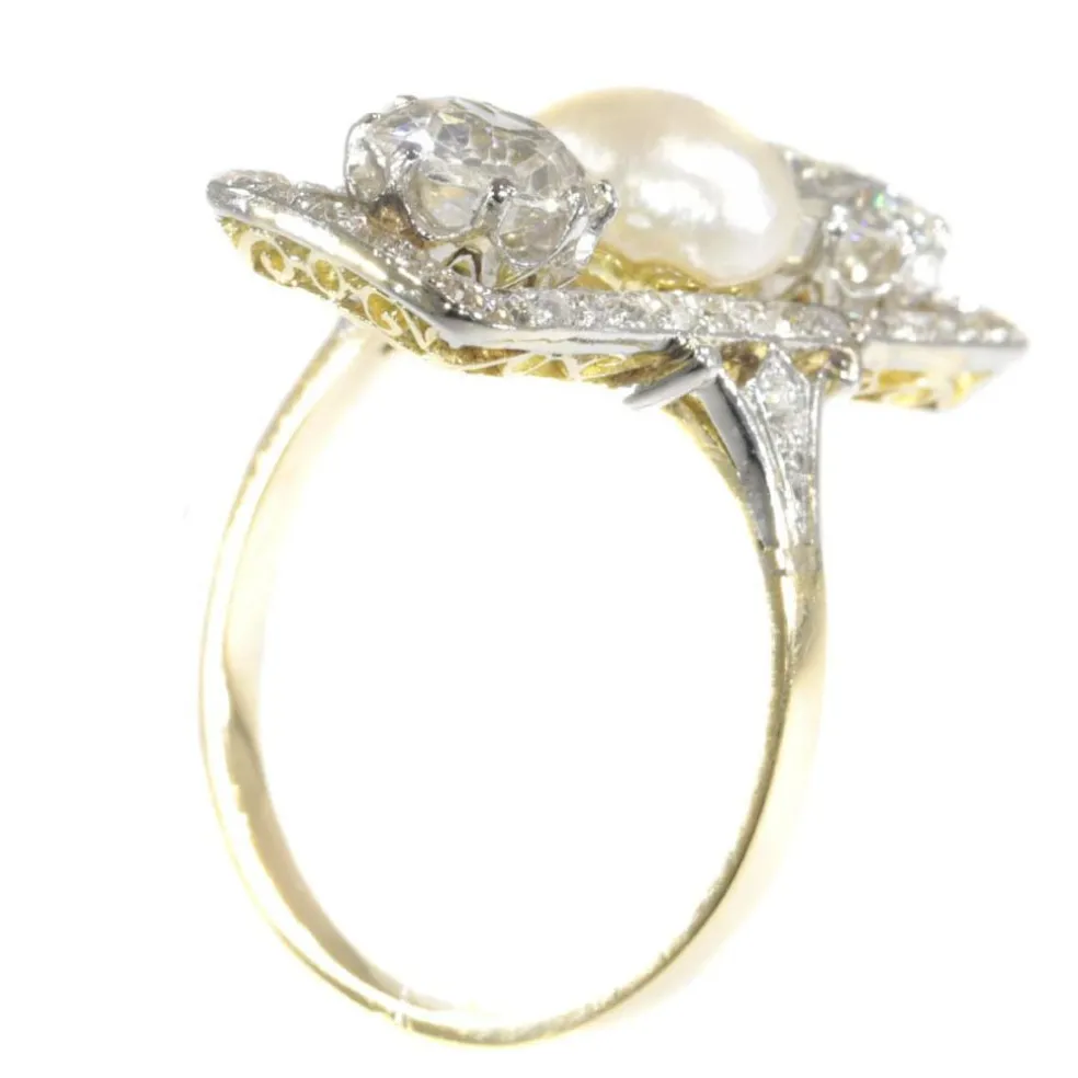 Bague diamant et perle
