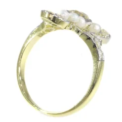 Bague diamant et perle