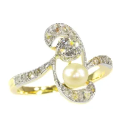 Bague diamant et perle