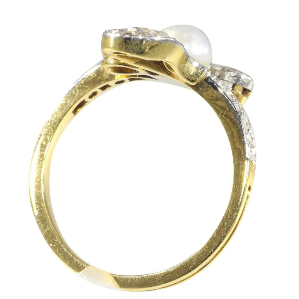 Bague diamant et perle