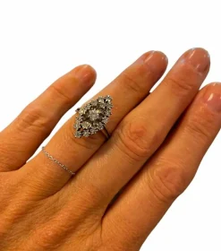 Bague diamant marquise