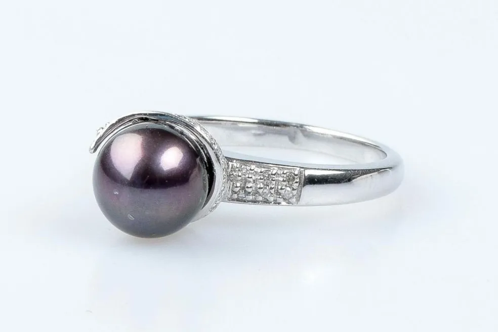 Bague diamant perle de Tahiti en or blanc 18 carats