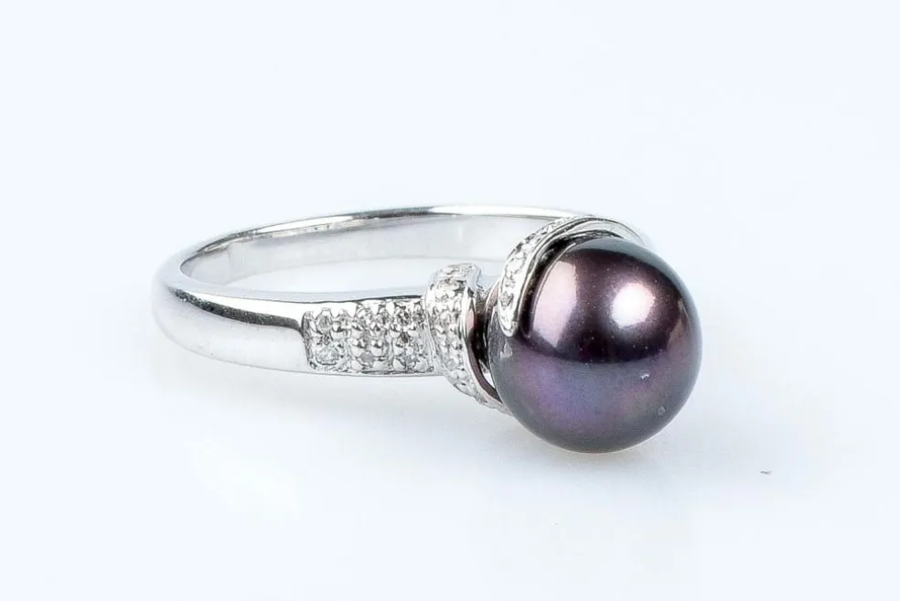 Bague diamant perle de Tahiti en or blanc 18 carats