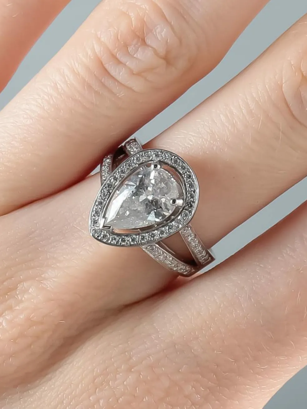 Bague Diamant taille Poire