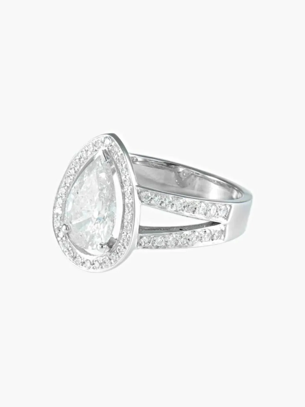 Bague Diamant taille Poire