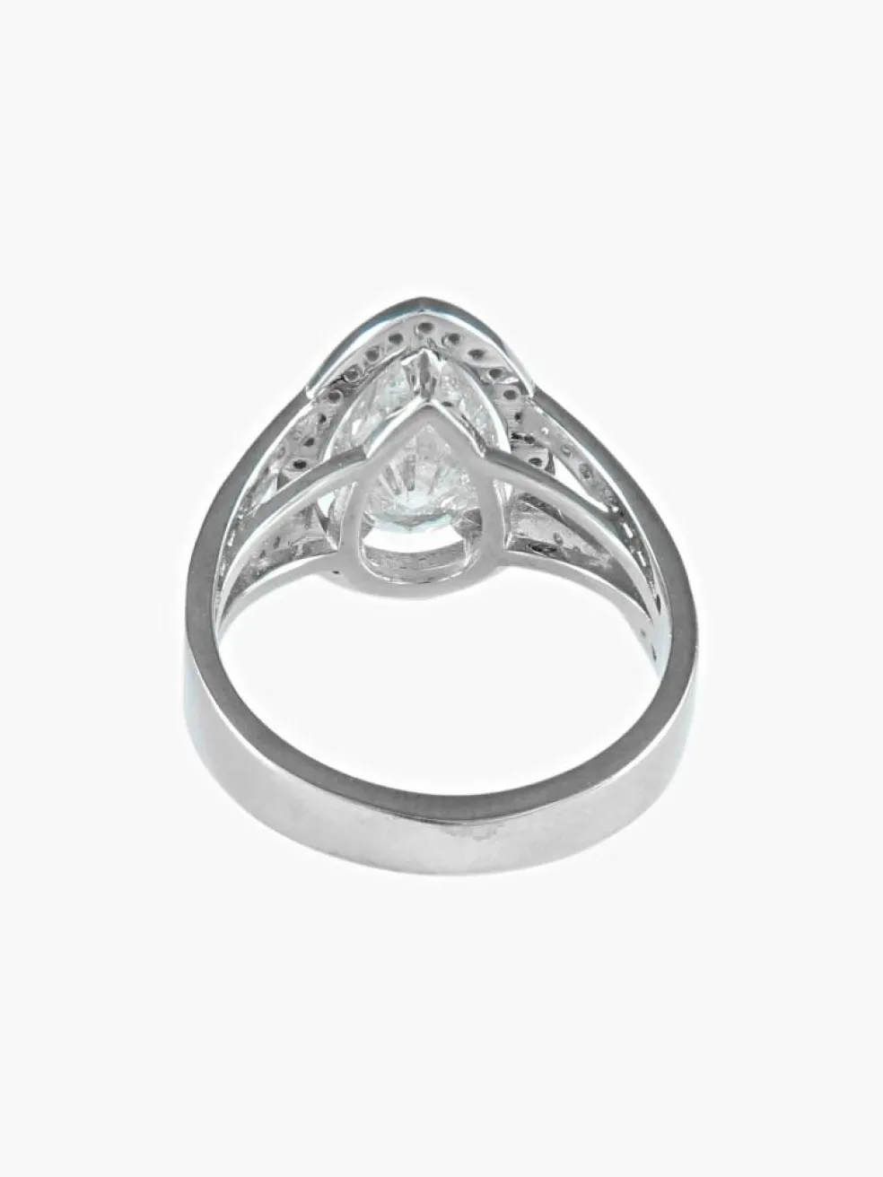 Bague Diamant taille Poire
