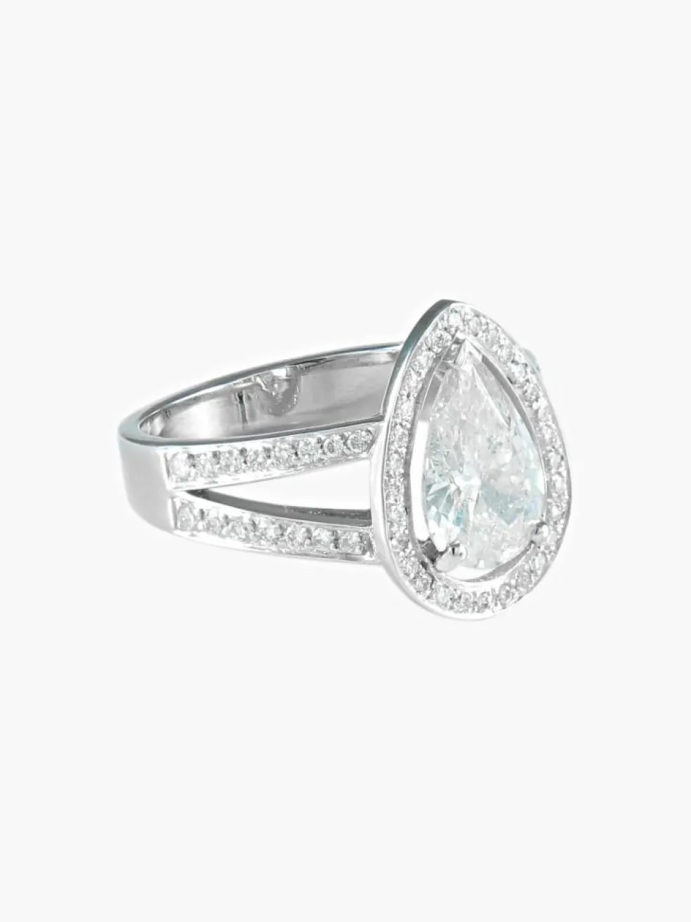 Bague Diamant taille Poire