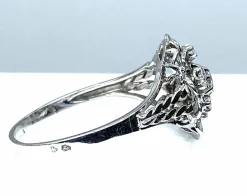 Bague diamants décor de coeurs