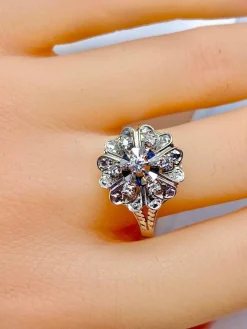 Bague diamants décor de coeurs