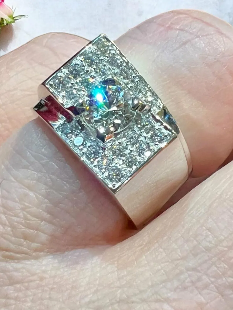Bague Diamants, En Or 18 Blanc Carat, modèle "Tank"