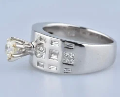 Bague diamants en or blanc