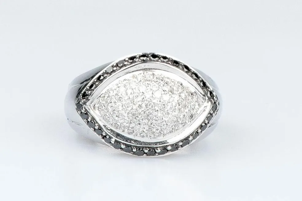 Bague diamants en or blanc