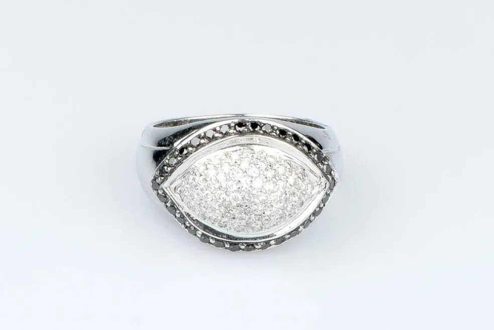 Bague diamants en or blanc