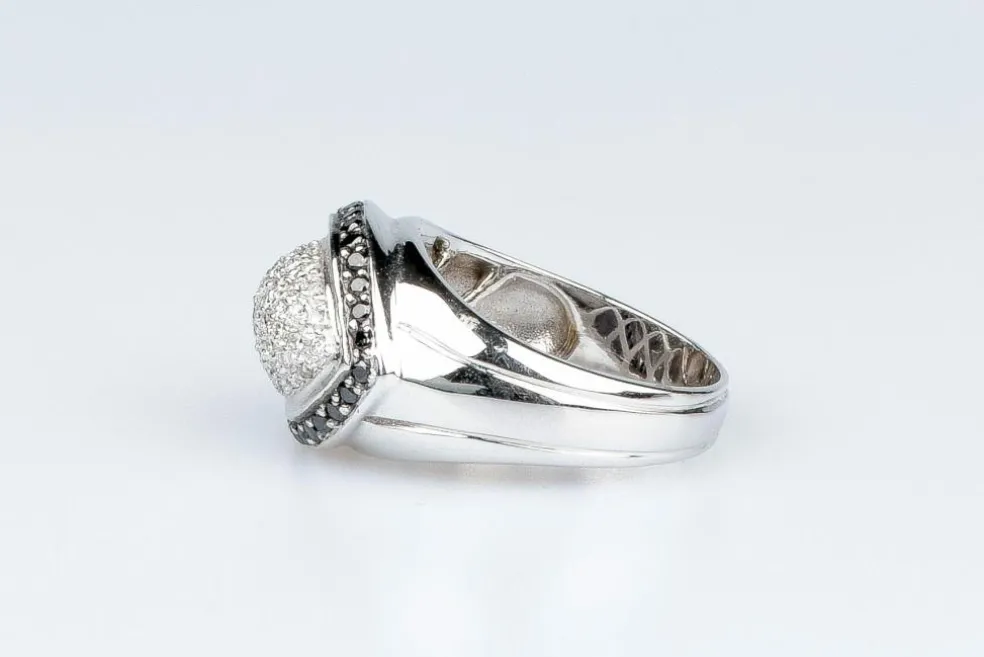 Bague diamants en or blanc