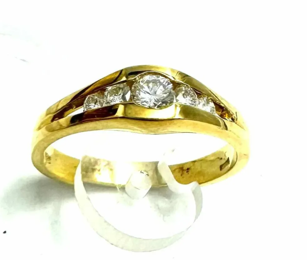 Bague diamants en or jaune