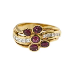 Bague diamants et rubis