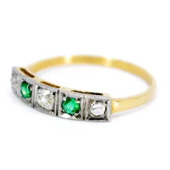 Bague diamants, émeraudes