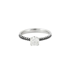 Bague diamants noirs et blanc