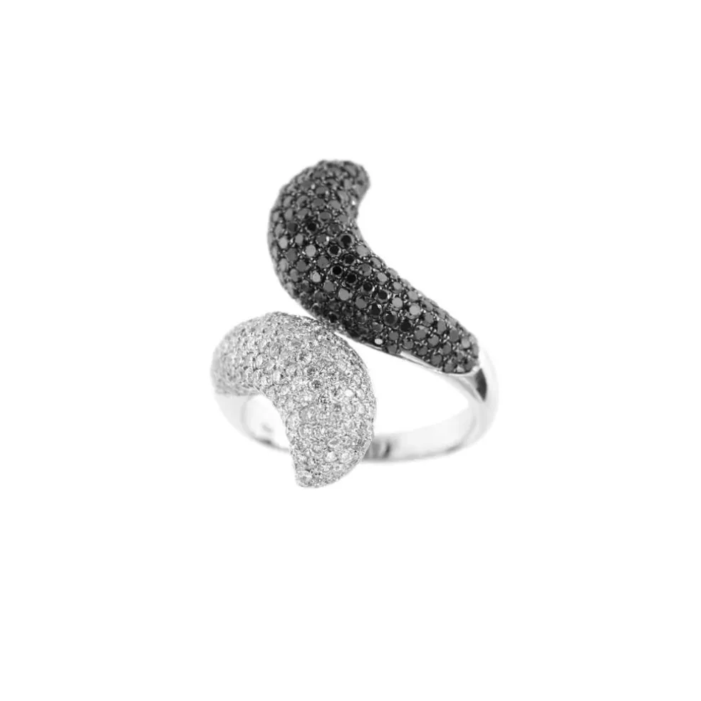 Bague diamants noirs et blancs