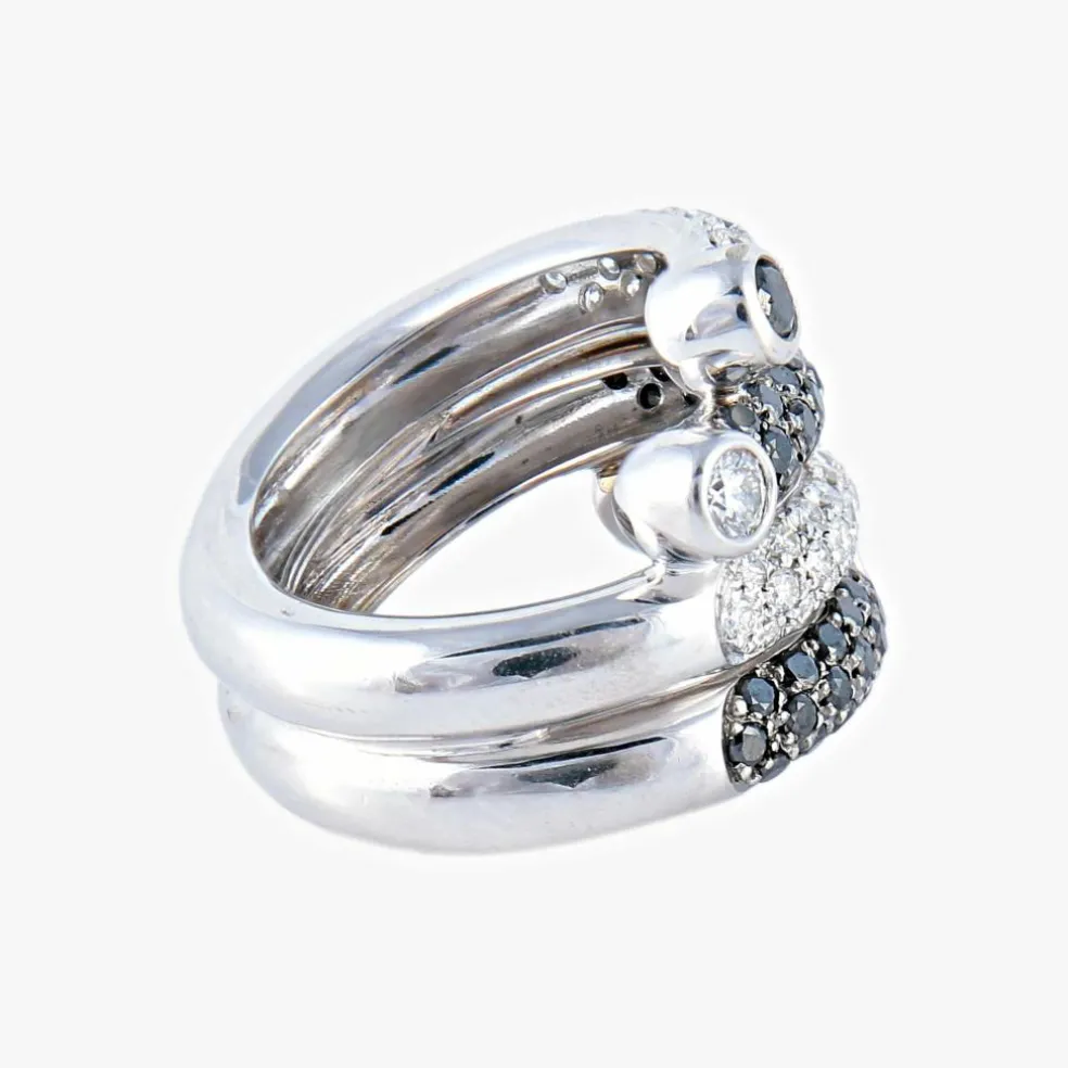 Bague Diamants noirs et blancs