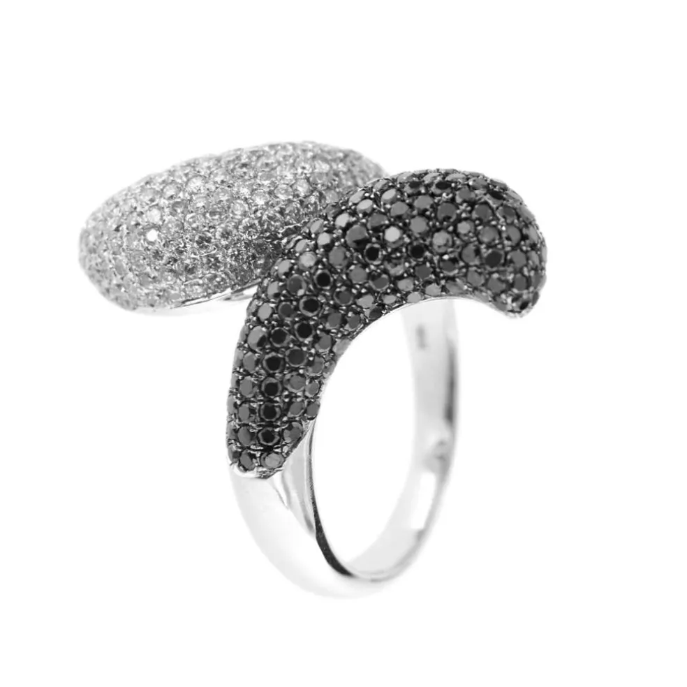 Bague diamants noirs et blancs