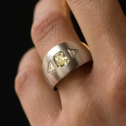Bague Diamants, Or gris brossé