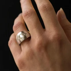 Bague Diamants, Or gris brossé