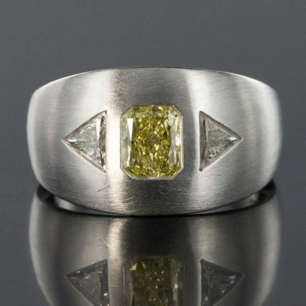 Bague Diamants, Or gris brossé