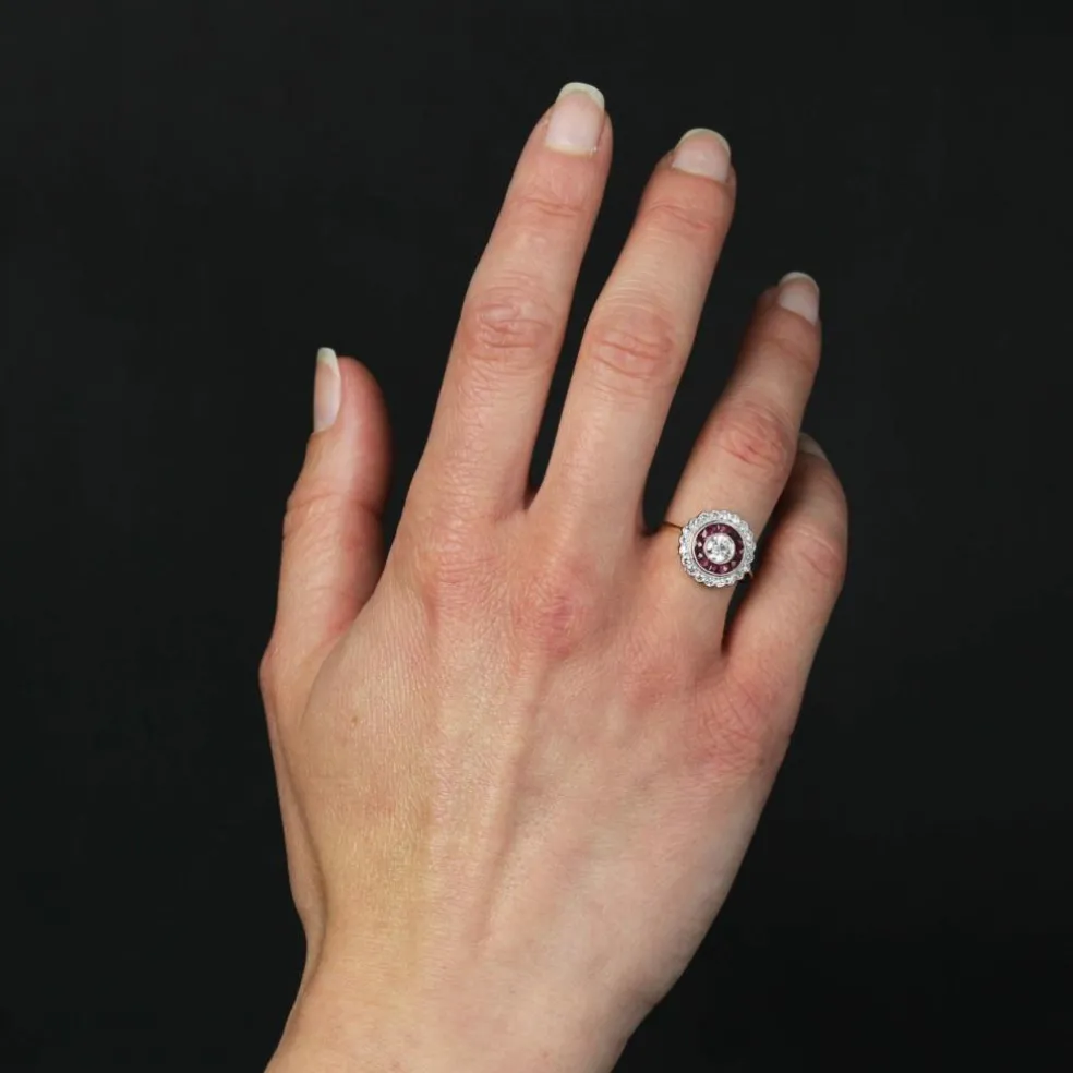 Bague diamants rubis calibrés style Art Déco