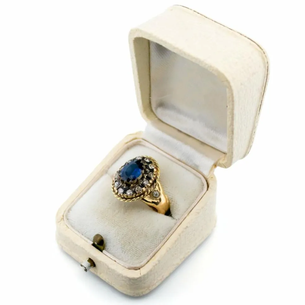 Bague diamants, saphir